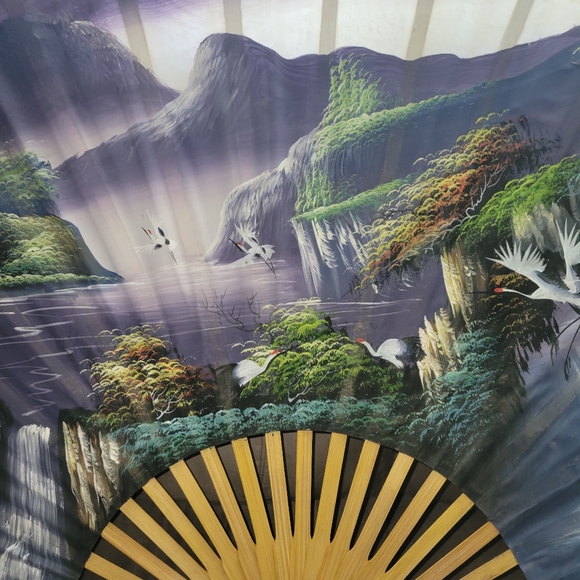 Vintage large hand painted Chinese bamboo fan. - Picture 5 of 6